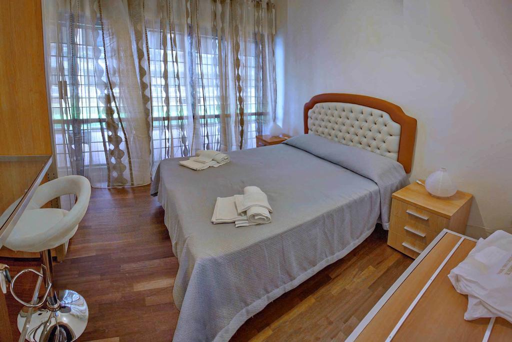 La Fiera Guesthouse Fiumicino Kamer foto